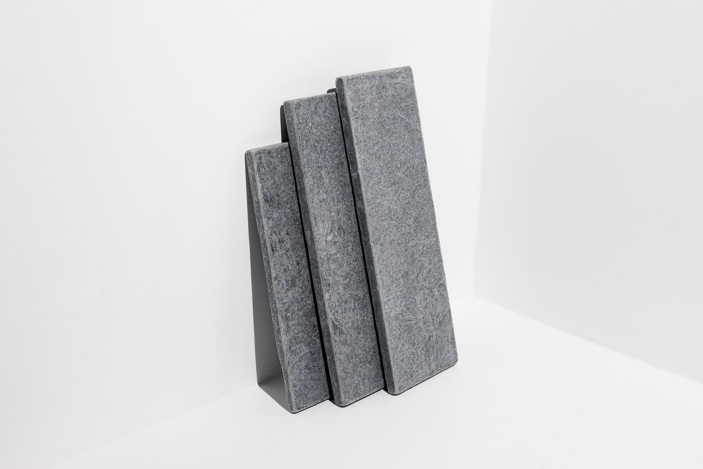 Frost Valley Light Grey Tumlad Naturstensplatta